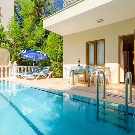 Villa Tlos *